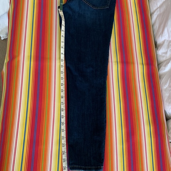 Free People Mid Rise Blowout Knee Distressed Denim Jeans 30R - Picture 7 of 10